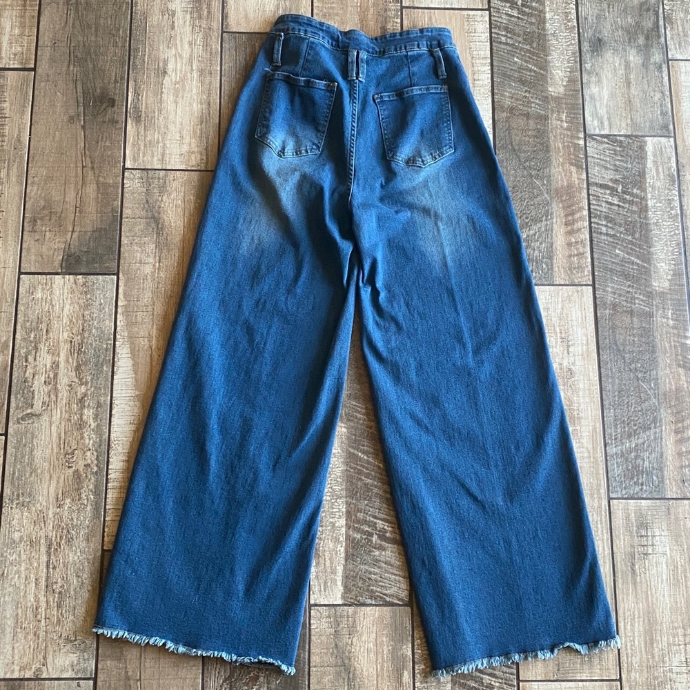 Wide-Leg Blue Jeans - Picture 2 of 10